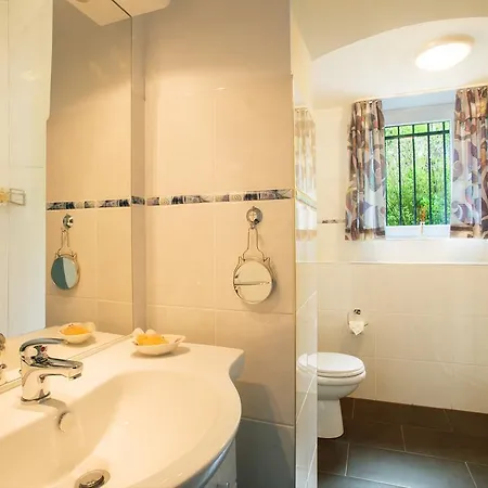 Pensionat Gaestehaus Reich 3*